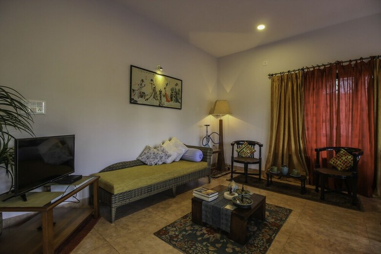 Hotel Oyo 10871 Home Luxurious 3bhk Dona Paula