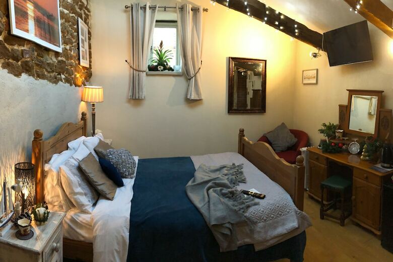 Norfolk Coast B&B Cottages And Camping