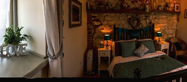 Norfolk Coast B&B Cottages And Camping