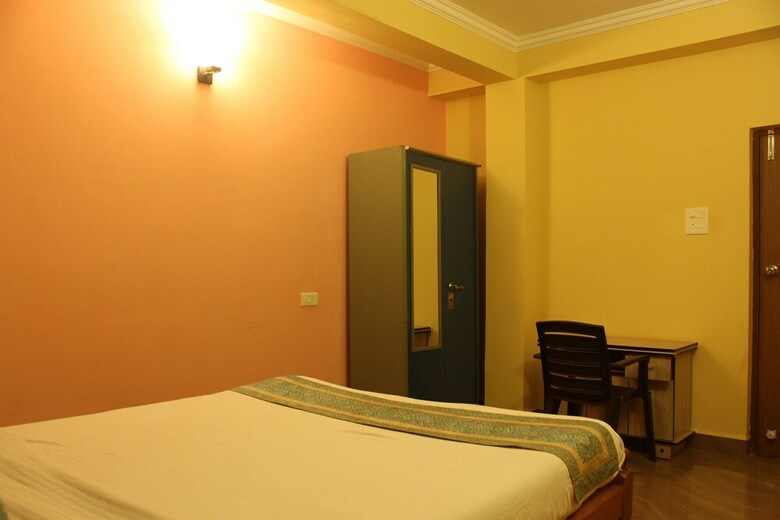 Oyo 9211 Home Party Place 2 Bhk Candolim