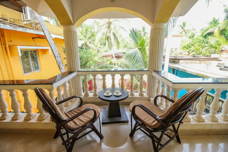 Villa Oyo 10958 Home Modern Studios Candolim