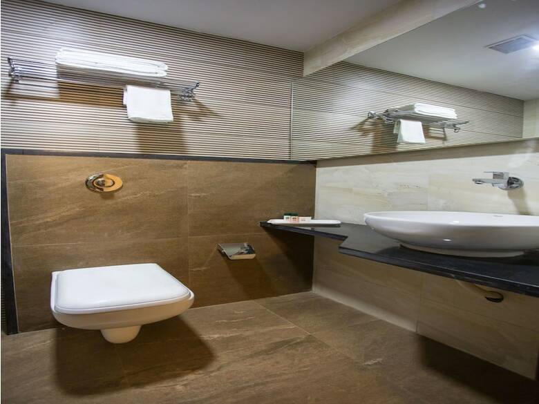 Hotel Oyo 7156 Hill View Residency