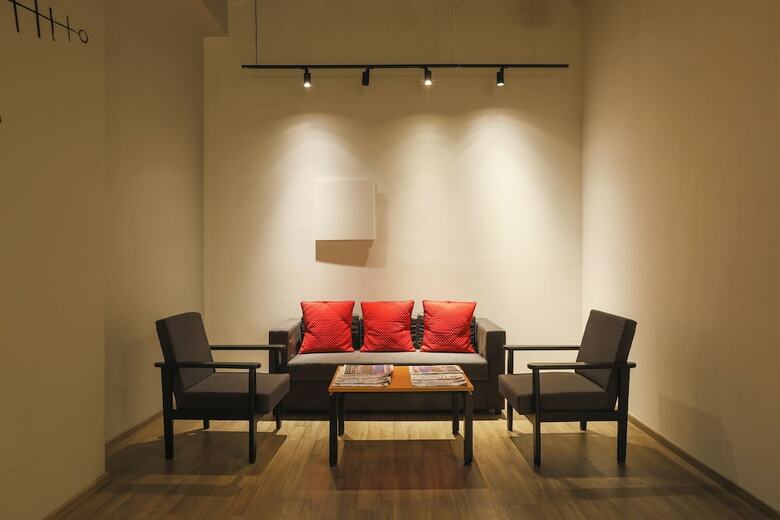 Hotel Oyo Townhouse 021 Bombay Exhibition Centre