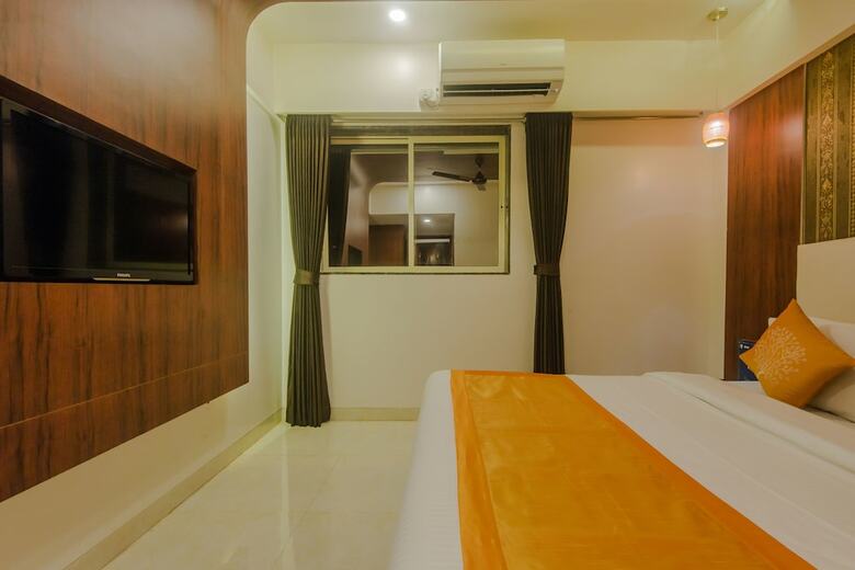 Oyo 10166 Hotel D69 Residency