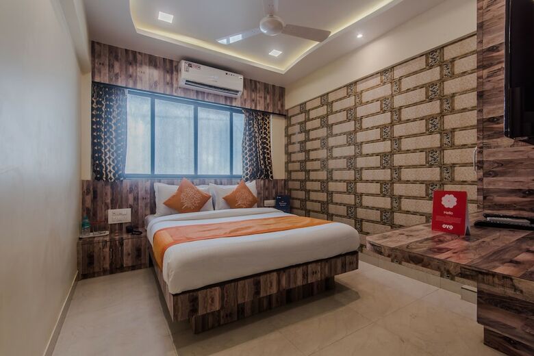 Oyo 10016 Hotel Golden Inn