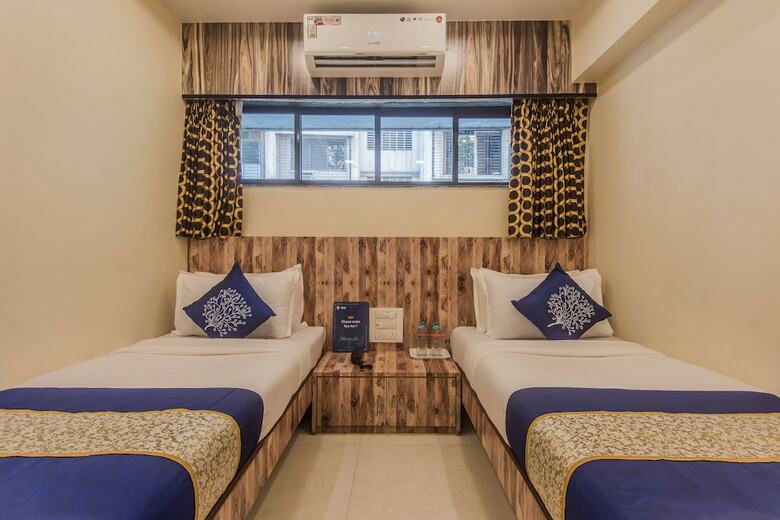 Oyo 10016 Hotel Golden Inn