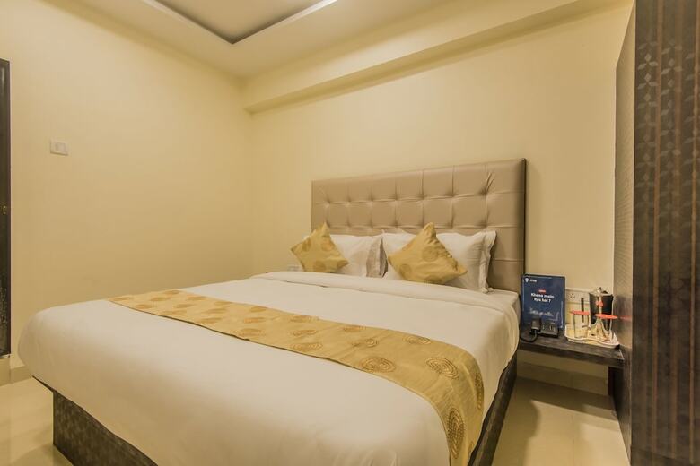 Hotel Oyo 10005 Borivali