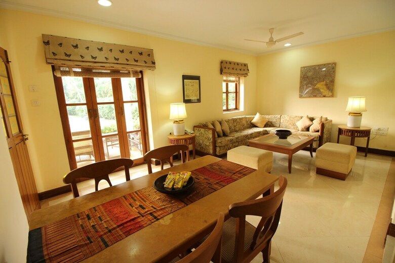 Villa Oyo 10784 Home Exotic 1 Bhk Sunset Beach
