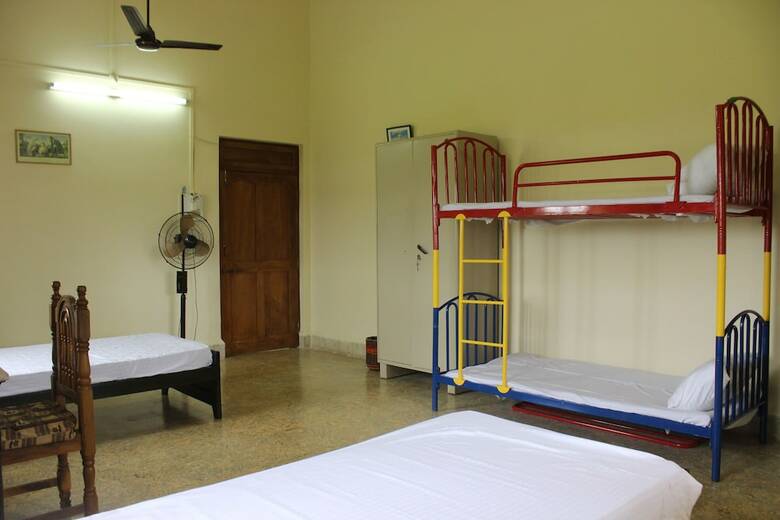 Oyo 9623 Home 5bhk Villa Curtorim South Goa