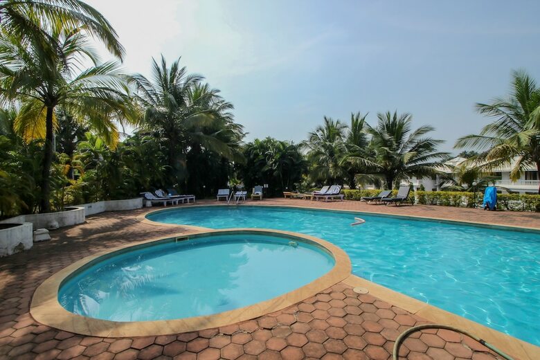 Hotel Oyo 10798 Home Premium Studio Paroda