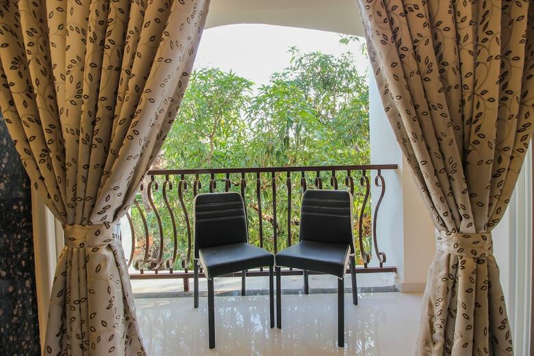 Apartamentos Oyo 10973 Home Exotic 2bhk Pool View Siolim
