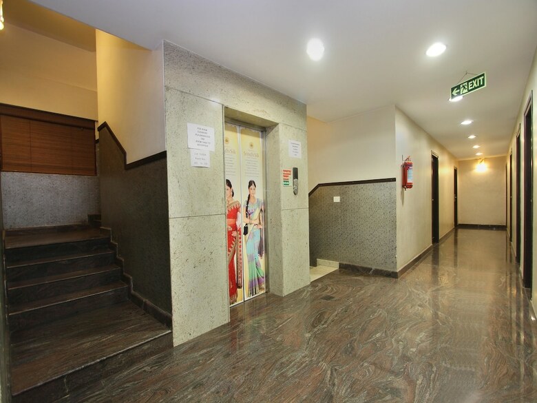 Oyo 435 Hotel Amshi International
