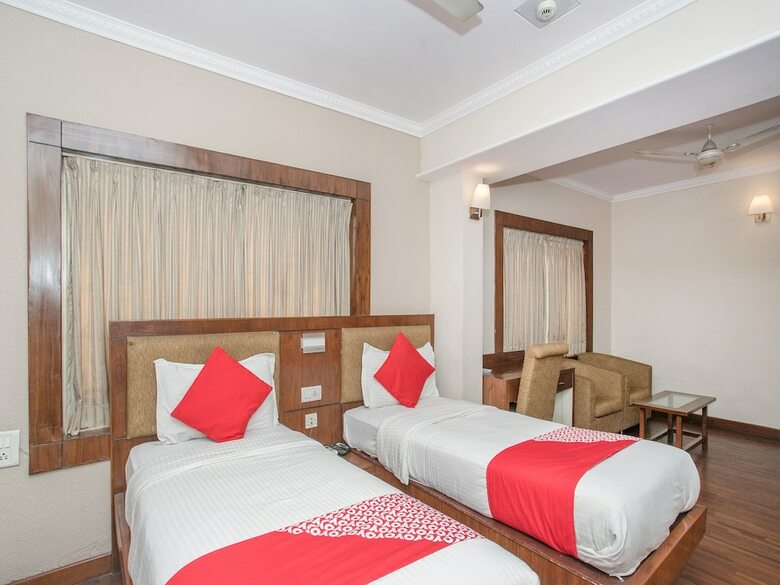 Oyo 461 New Rainbow Business Hotel