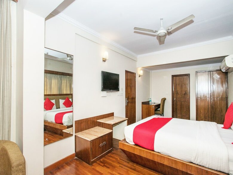 Oyo 461 New Rainbow Business Hotel