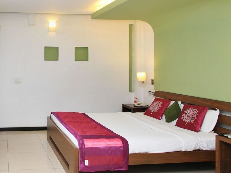 Oyo 554 Hotel Red Carpet Residence