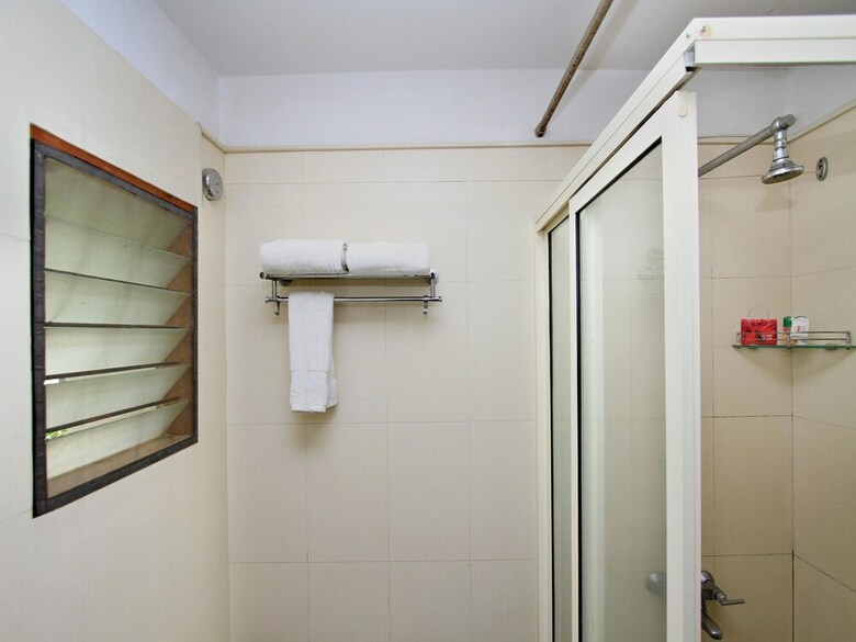 Oyo 554 Hotel Red Carpet Residence