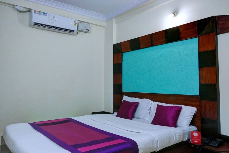 Hotel Oyo 10435 Star Deluxe Lodge