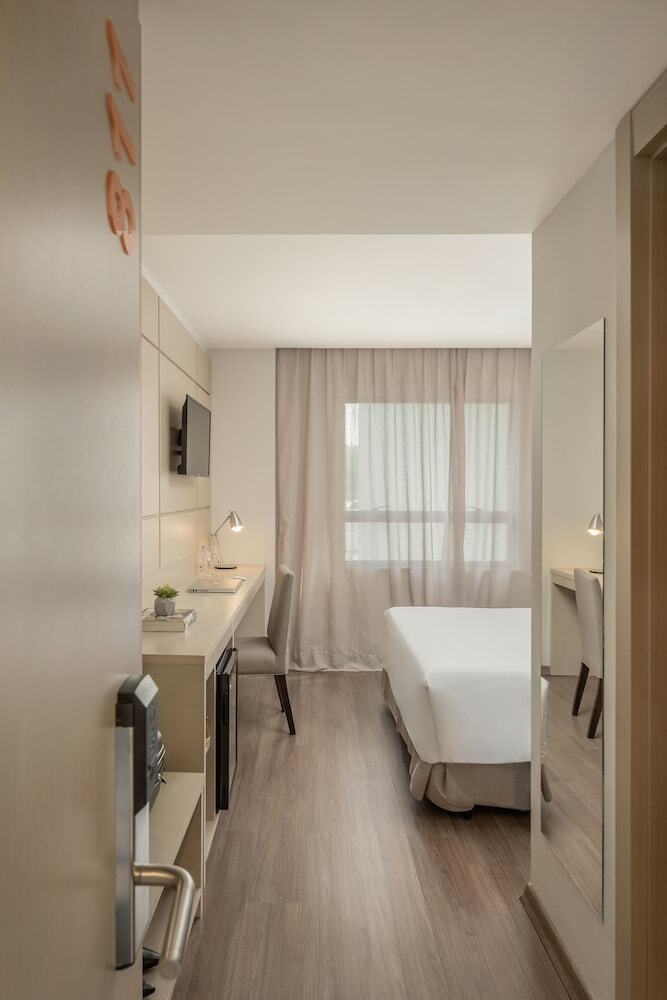 Hotel Intercity Tr�s Rios