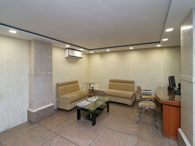 Hotel Oyo 9536 Bee For Home Stay