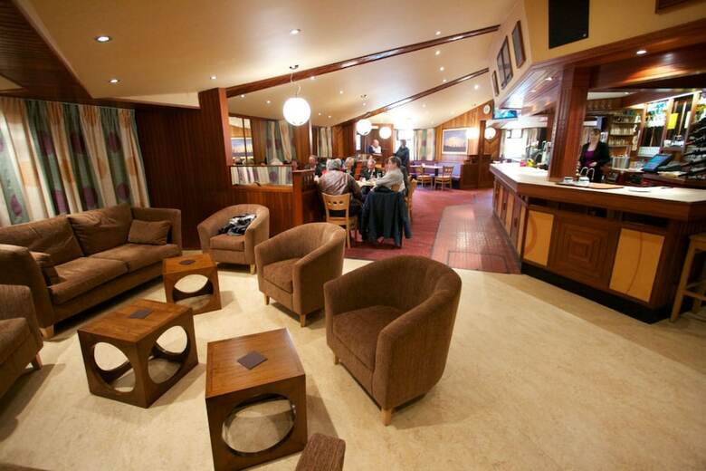 Albert Hotel