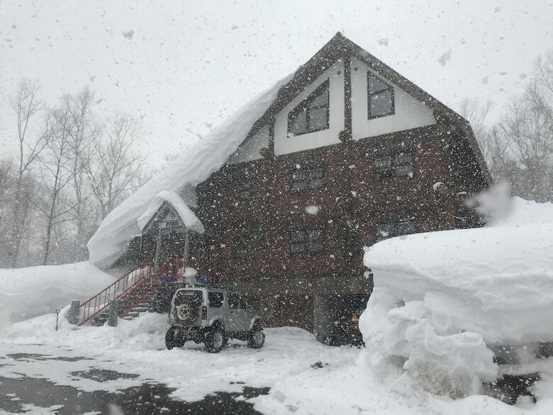 Bed & Breakfast Niseko Trail-head Lodge