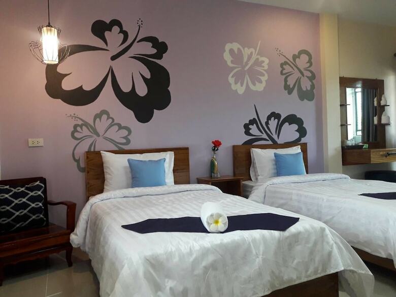 Hotel Warintorn Court