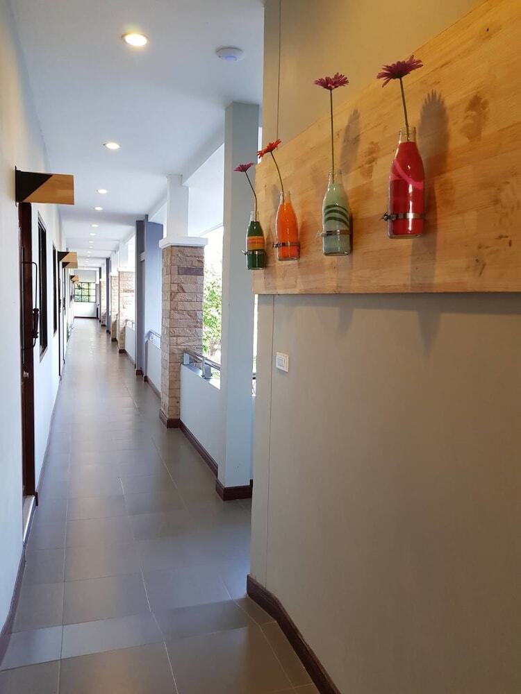 Hotel Warintorn Court