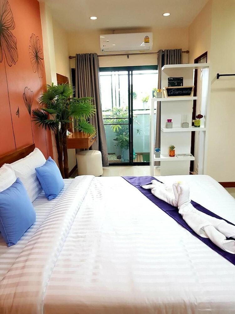 Hotel Warintorn Court
