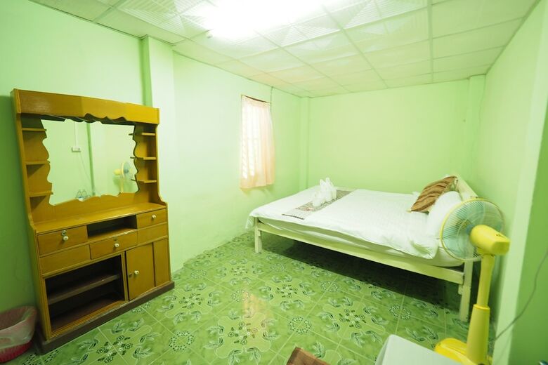 Hostal Ram Yai Homestay