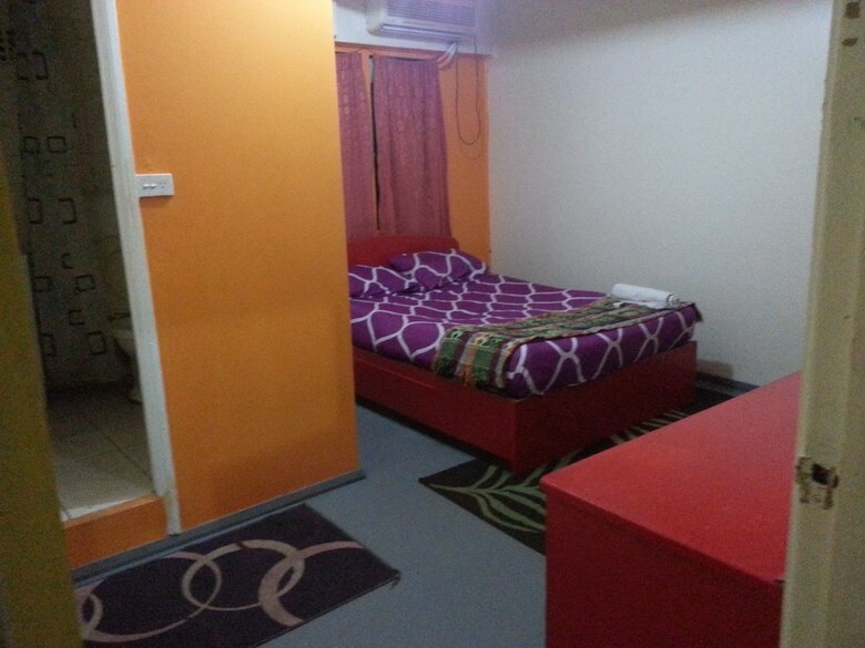 Hotel The Royale Lodge