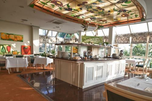 Ringhotel Rheinhotel Vier Jahreszeiten