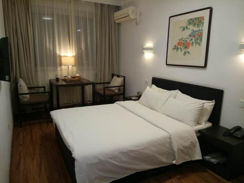 XI Hotel