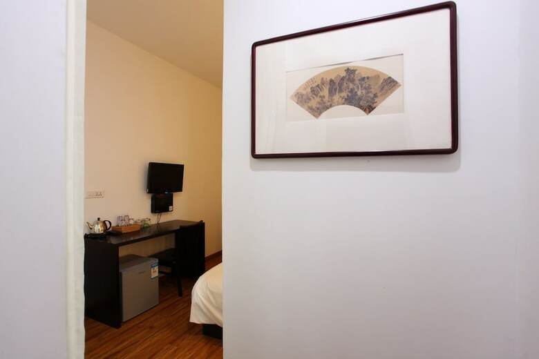 XI Hotel
