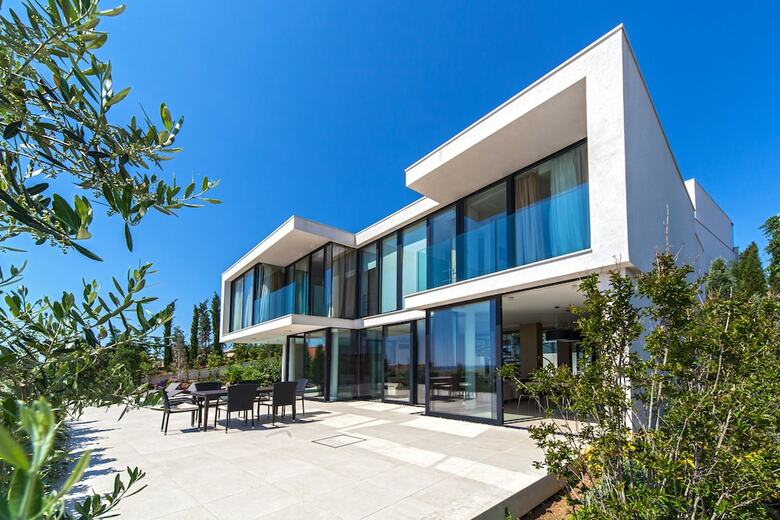 Aparthotel Golden Rays Luxury Villas