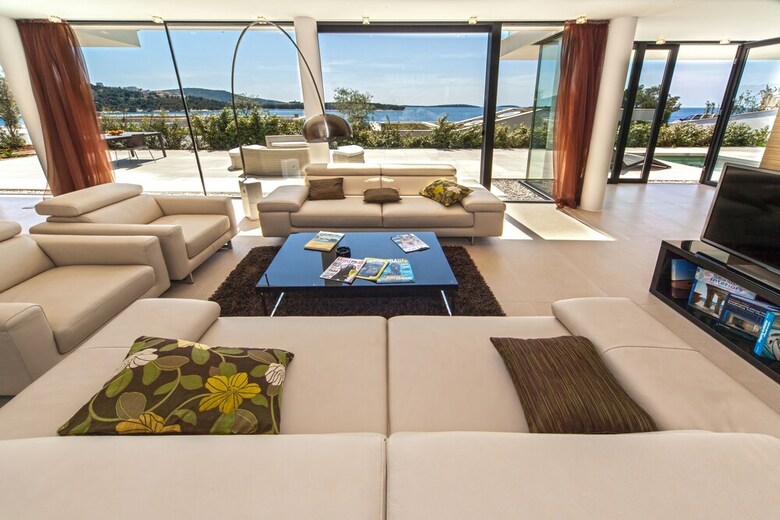 Aparthotel Golden Rays Luxury Villas