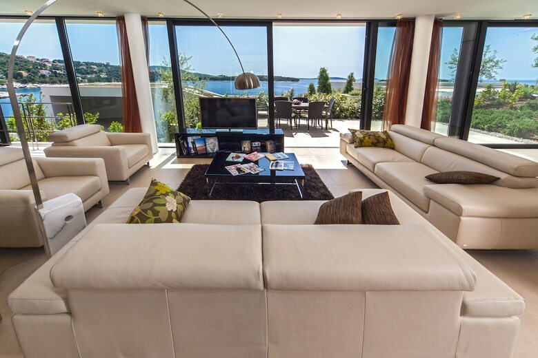 Aparthotel Golden Rays Luxury Villas
