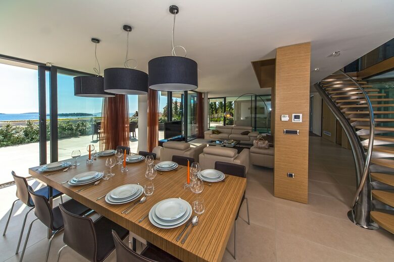 Aparthotel Golden Rays Luxury Villas