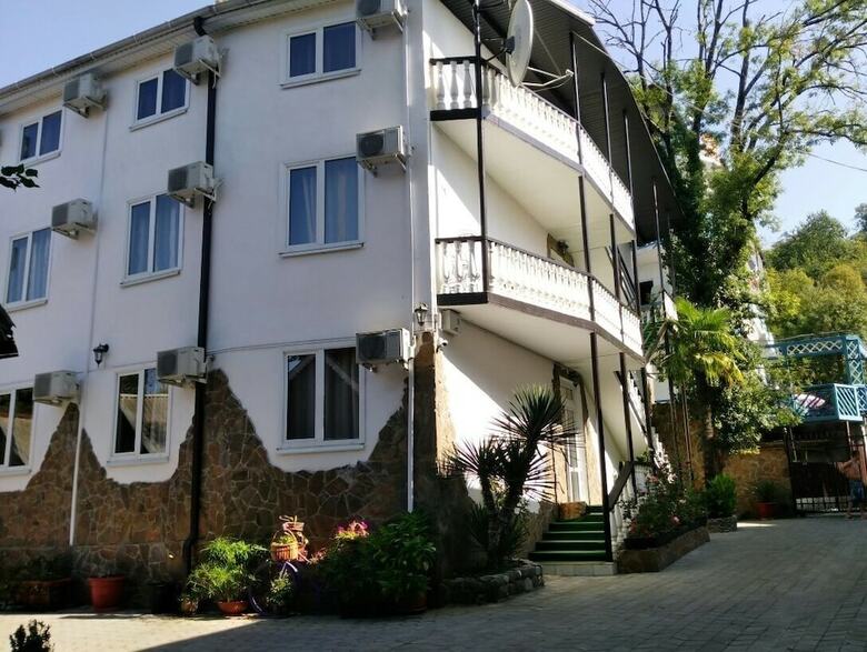 Hotel Solnechniy Bereg