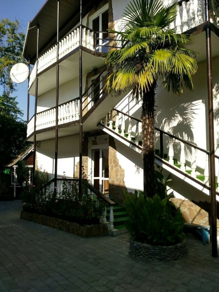 Hotel Solnechniy Bereg