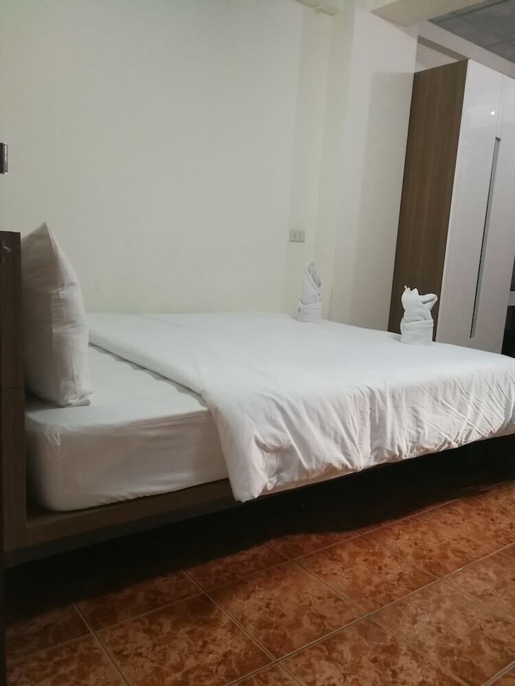 Hotel Soi 5 Apartment
