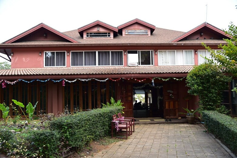 Hotel Thana Lagoon Resort