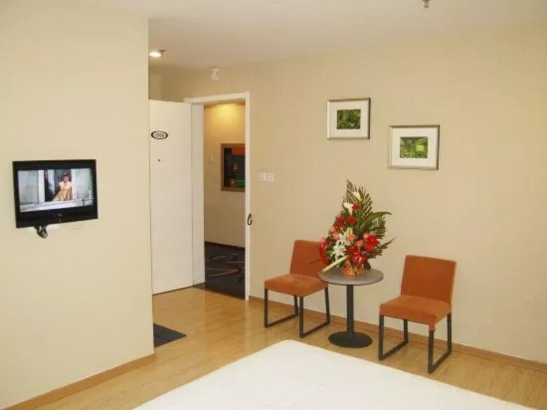 Hotel Luoyang Aviation E-home Inn