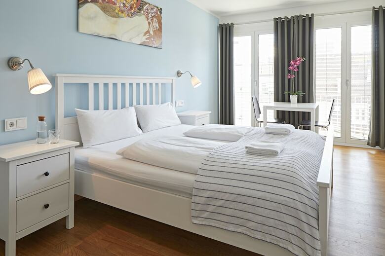 Hostal �bernacht Hostelhotelhome
