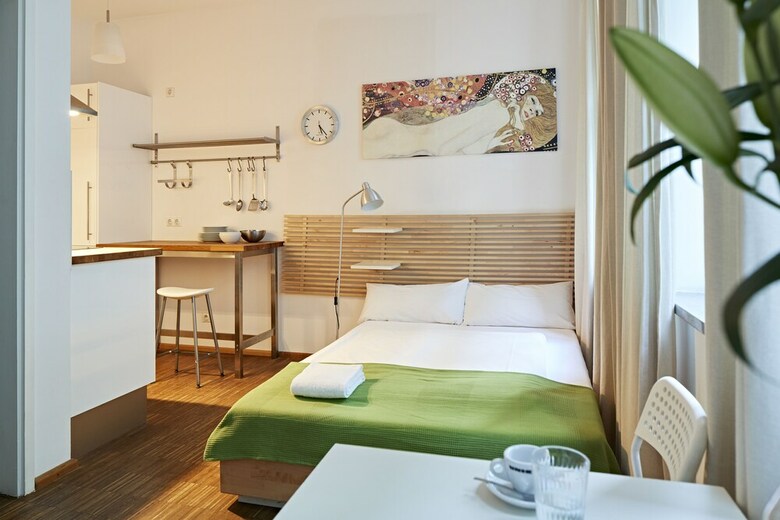 Hostal �bernacht Hostelhotelhome