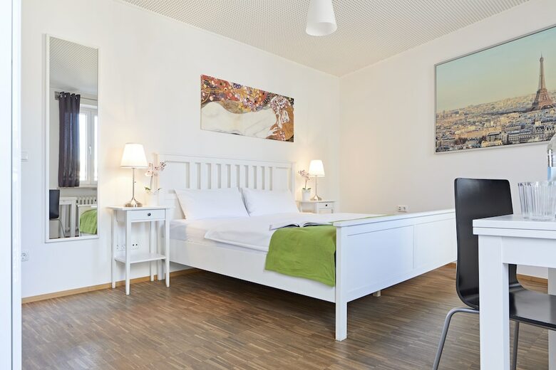Hostal �bernacht Hostelhotelhome