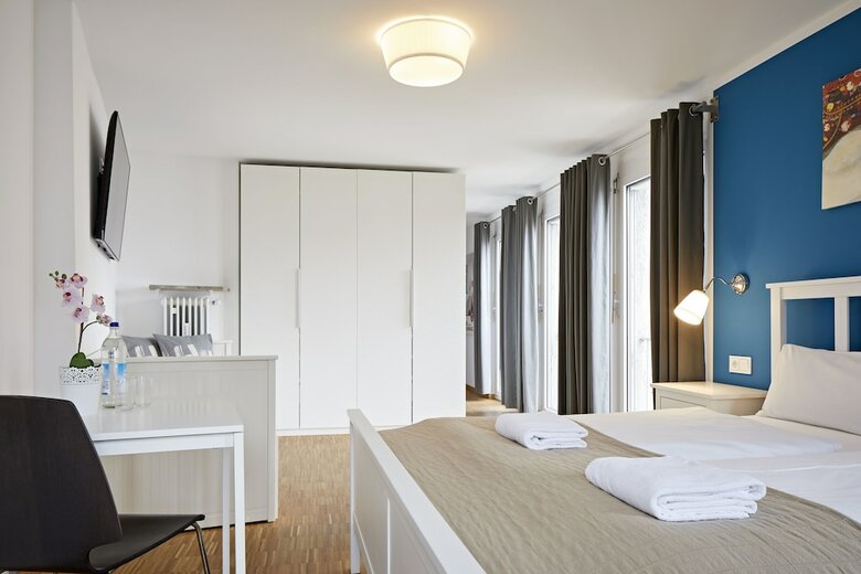 Hostal �bernacht Hostelhotelhome
