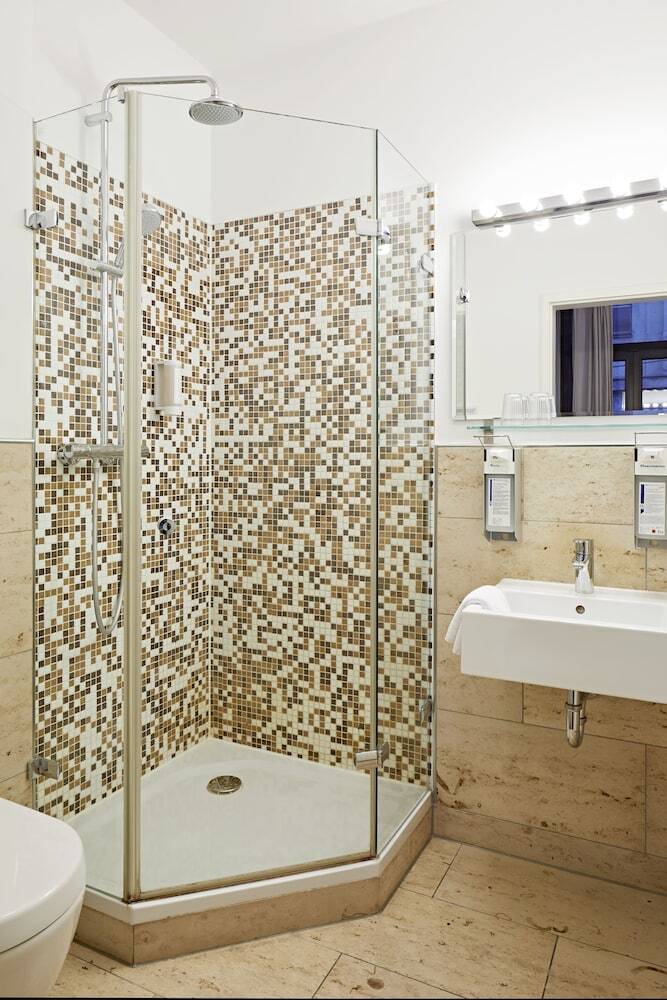 Hostal �bernacht Hostelhotelhome