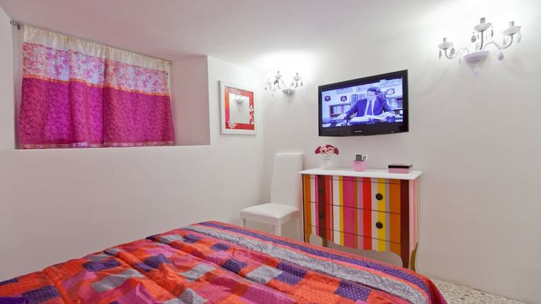 Apartamento Rental In Rome Colour Colosseum Loft