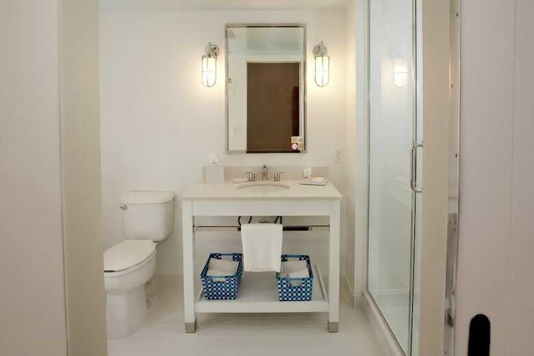 Hotel Four Points By Sheraton Winnipeg South