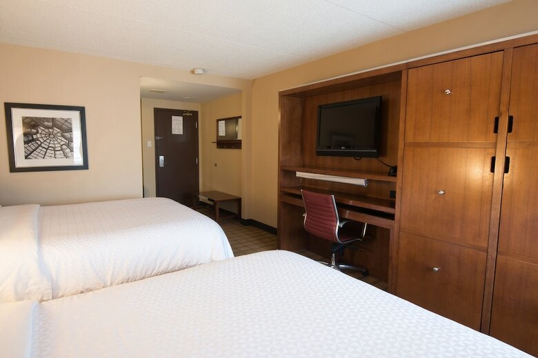 Hotel Four Points By Sheraton Winnipeg South